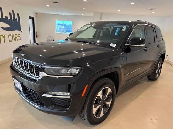 JEEP GRAND CHEROKEE 2023 1C4RJYB68PC624450 image